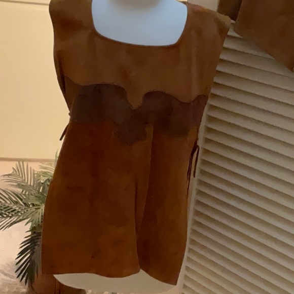 1980’s Suede 2 Piece short set - Picture 2 of 8